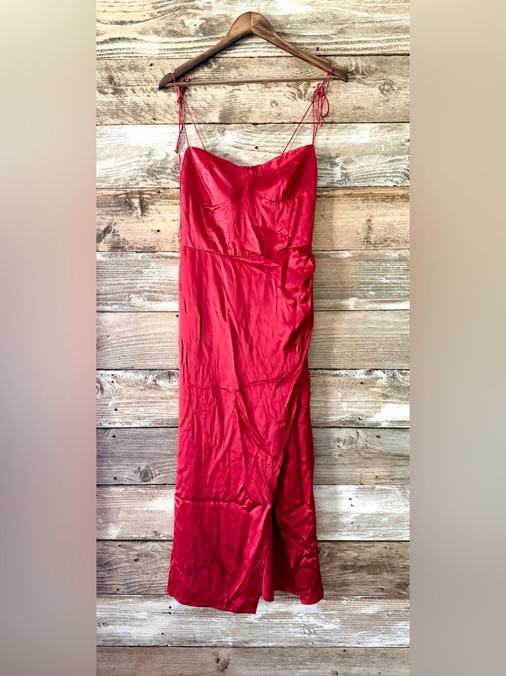 REFORMATION Red Silk Marguerite Midi Dress Size 8 NWOT - Picture 2 of 8